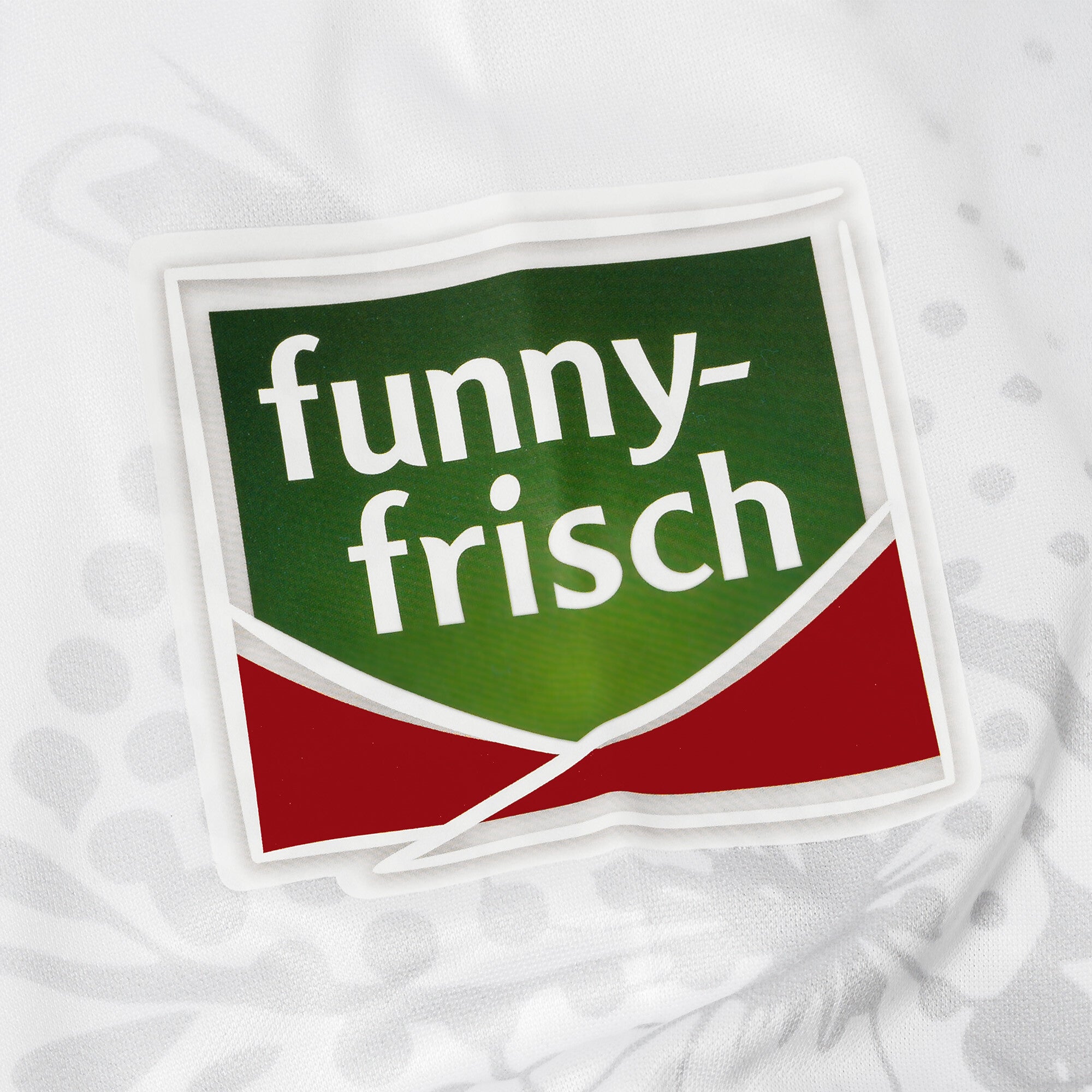 https://images.bravado.de/prod/product-assets/fokus-clan/fokus-clan/products/508898/web/531799/image-thumb__531799__3000x3000_original/Fokus-Clan_FOKUS-TRIKOT_Trikot_s508898_o4169933_a531799_v13091450.f4c4f055.jpg